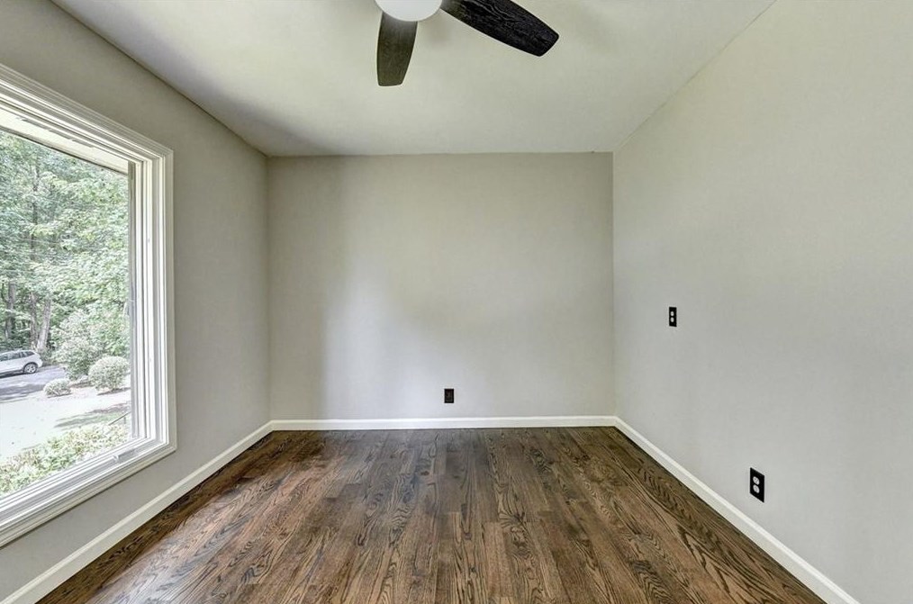 1687 Hartland Dr, Decatur GA  30033-1432 exterior