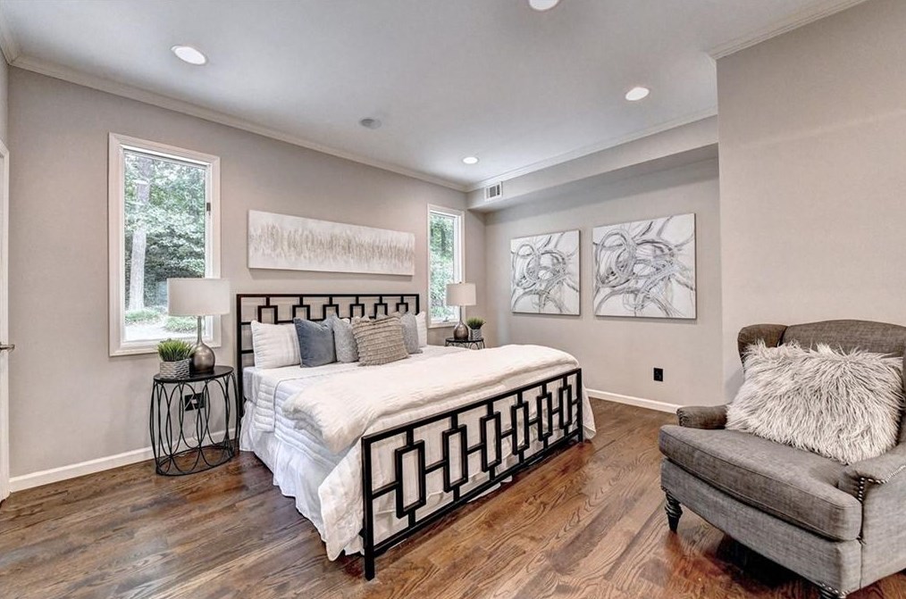 1687 Hartland Dr, Decatur GA  30033-1432 exterior