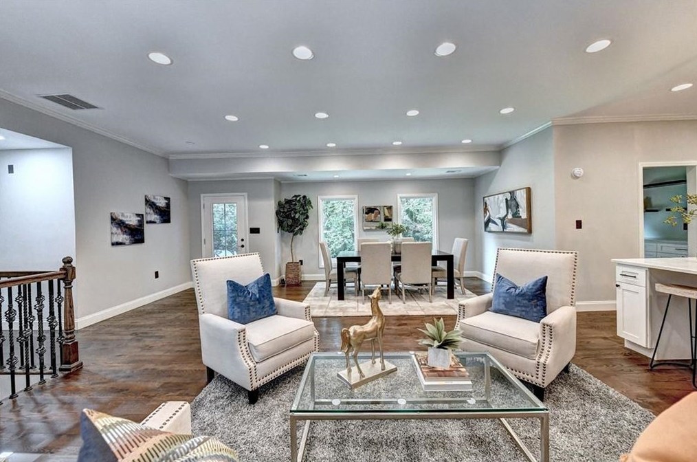 1687 Hartland Dr, Decatur GA  30033-1432 exterior