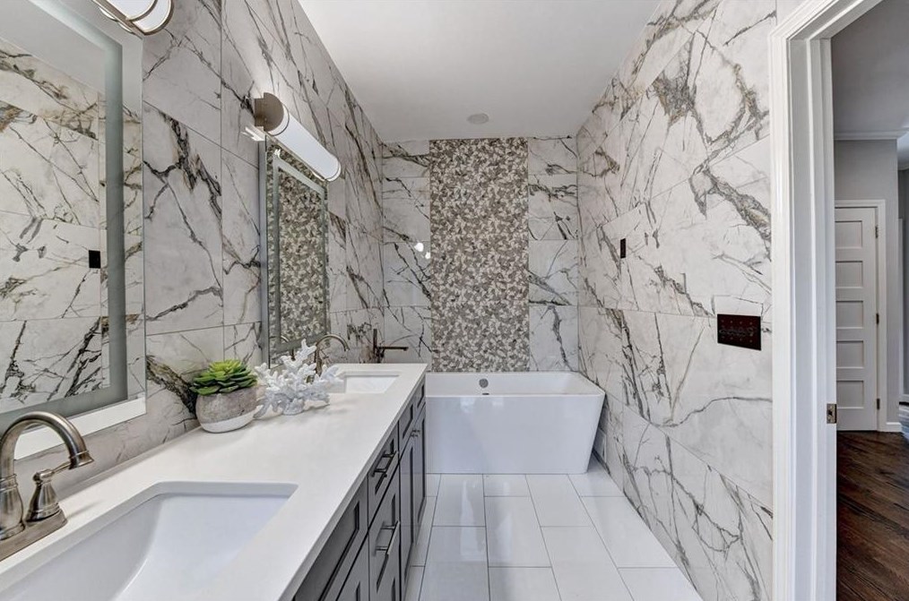 1687 Hartland Dr, Decatur GA  30033-1432 exterior