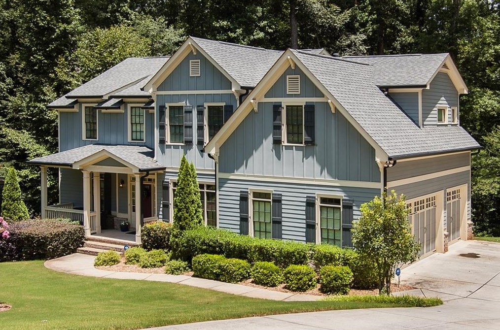 2190 Azalea Cir, Decatur GA  30033-2642 exterior