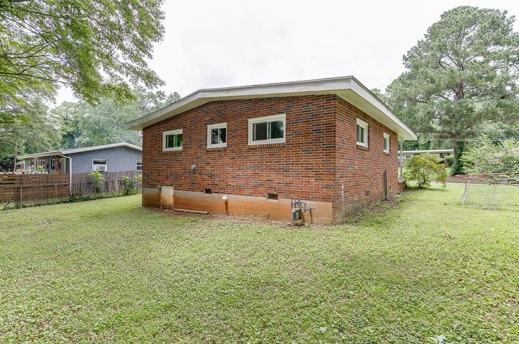 2835 Monterey Dr, Decatur GA  30032-3529 exterior