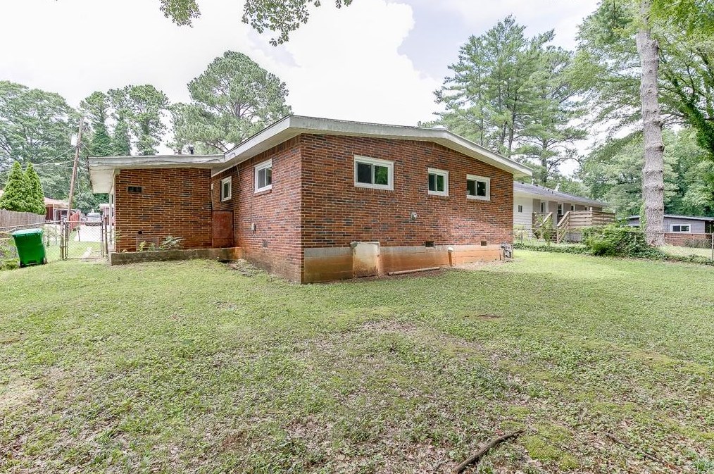 2835 Monterey Dr, Decatur GA  30032-3529 exterior