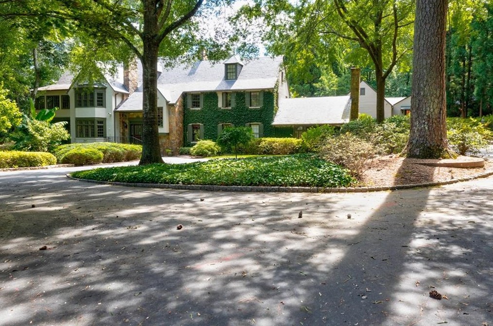 3541 Tuxedo Rd, Atlanta GA  30305-1048 exterior