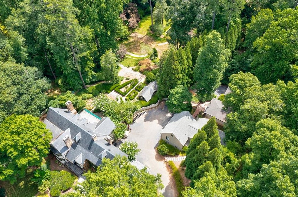 3541 Tuxedo Rd, Atlanta GA  30305-1048 exterior