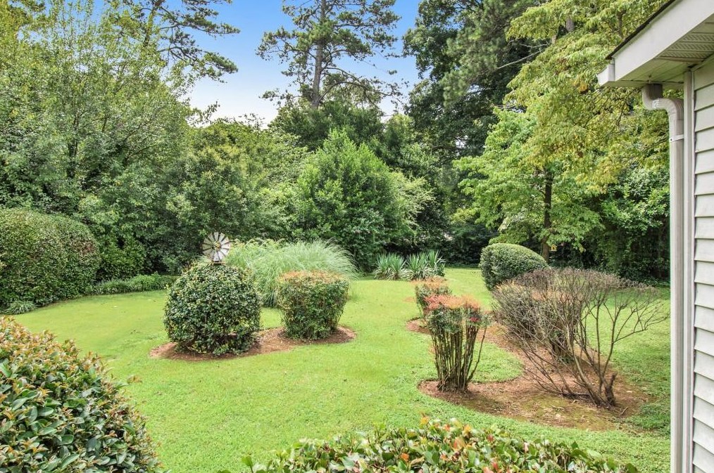 2115 Pinellas Trl, Decatur GA  30033-1930 exterior