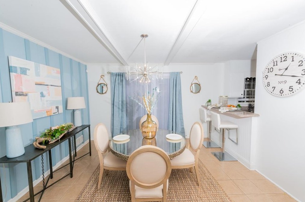 3976 Wedgefield Cir, Decatur GA  30035-2388 exterior