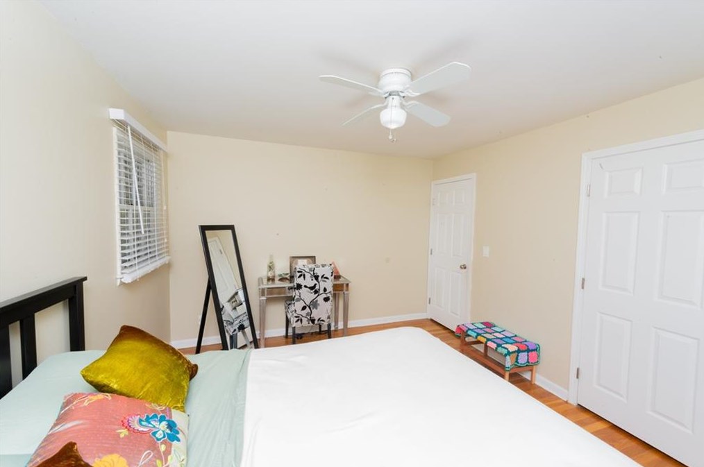 3976 Wedgefield Cir, Decatur GA  30035-2388 exterior