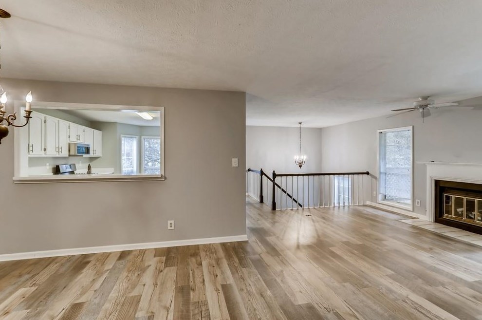 1326 Weatherstone Way, Atlanta GA  30324-4645 exterior