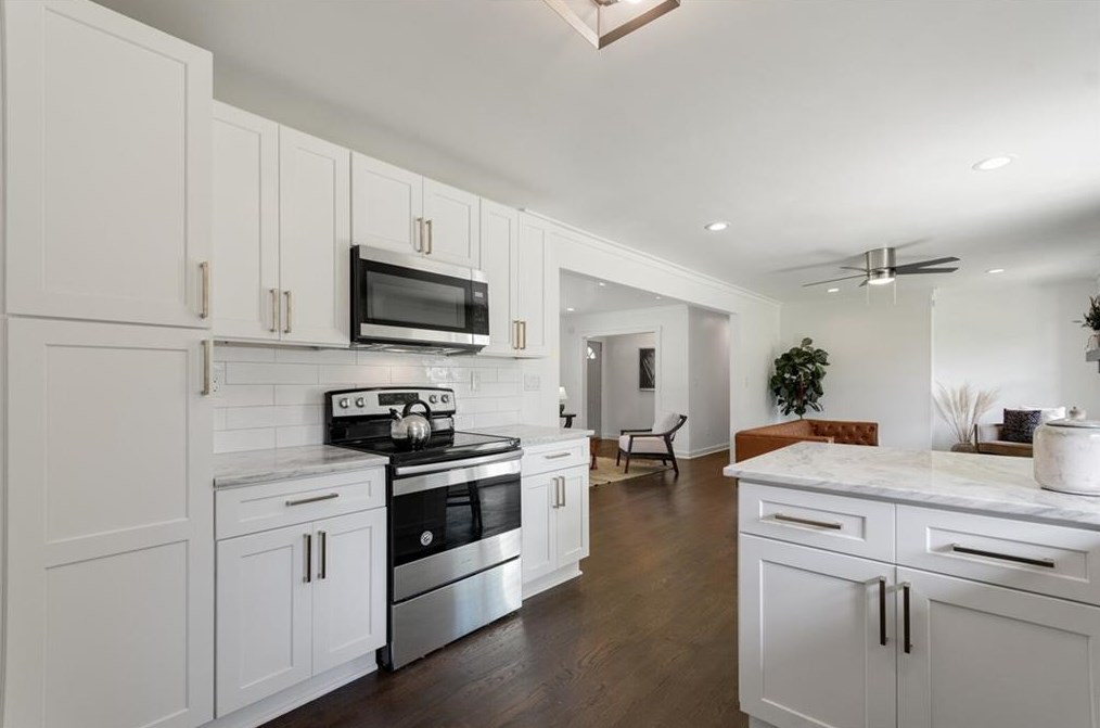 2794 Treadway Dr, Decatur GA  30034-2536 exterior