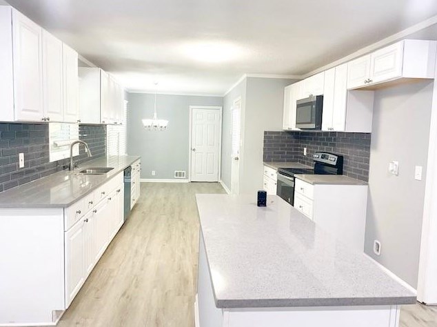 2670 Treadway Dr, Decatur GA  30034-2527 exterior