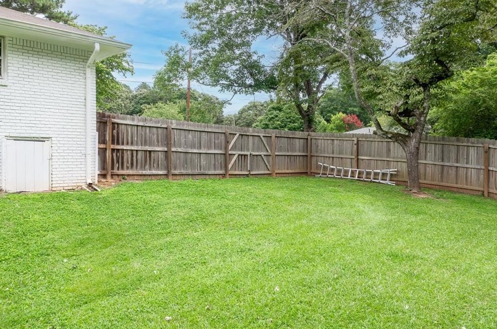 2998 Barry Ave, Smyrna GA  30082-1904 exterior