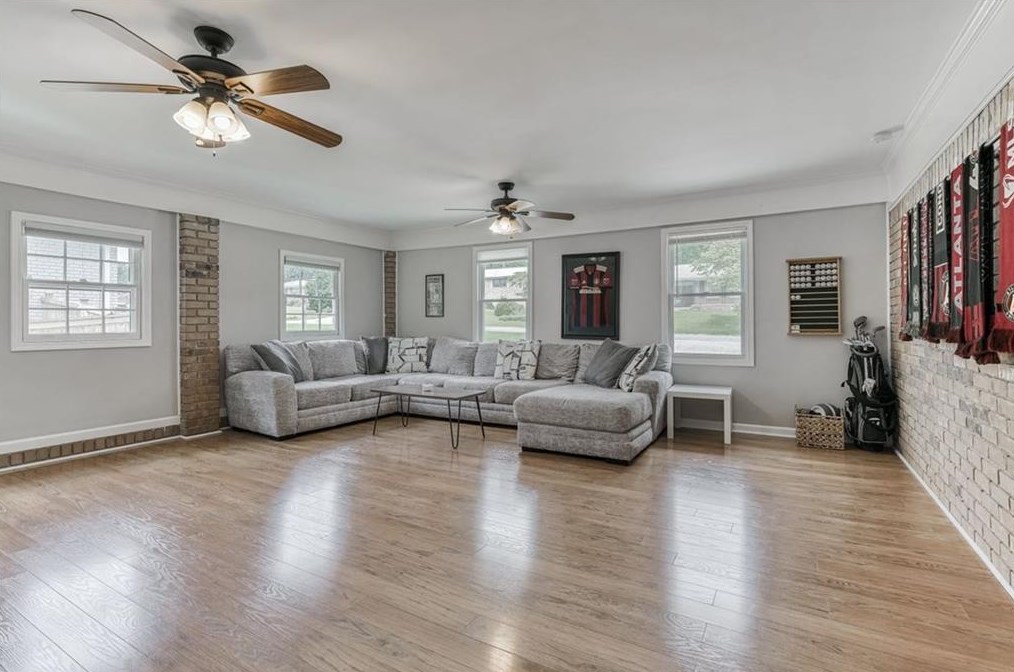 2998 Barry Ave, Smyrna GA  30082-1904 exterior