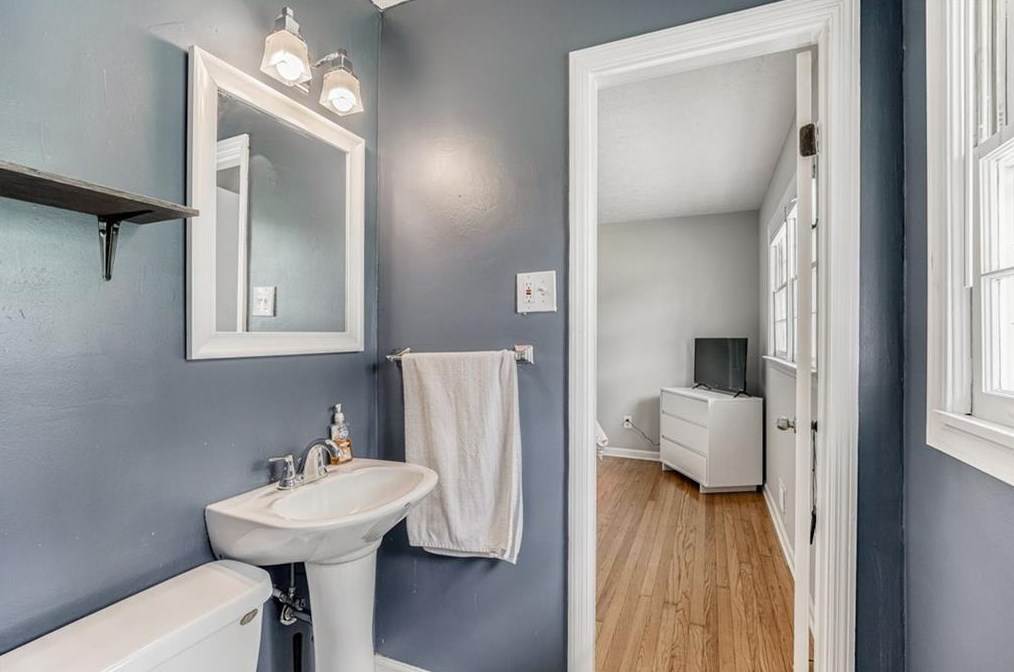 2998 Barry Ave, Smyrna GA  30082-1904 exterior