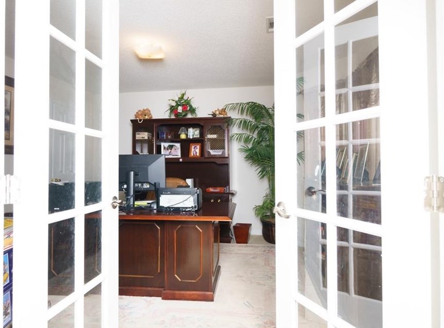 4813 Galleon Xing, Decatur GA  30035-3043 exterior