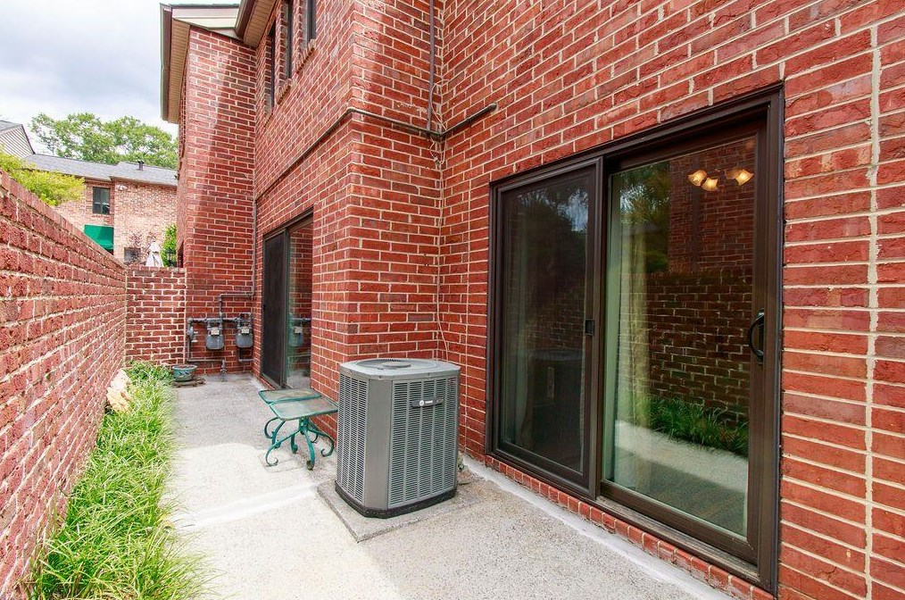 2273 Pernoshal Ct, Atlanta GA 30338-6448 exterior