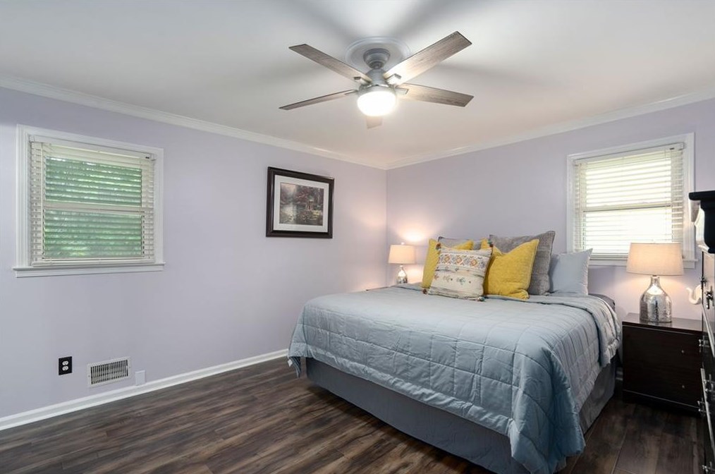 1271 Sanden Ferry Dr, Decatur GA  30033-3345 exterior