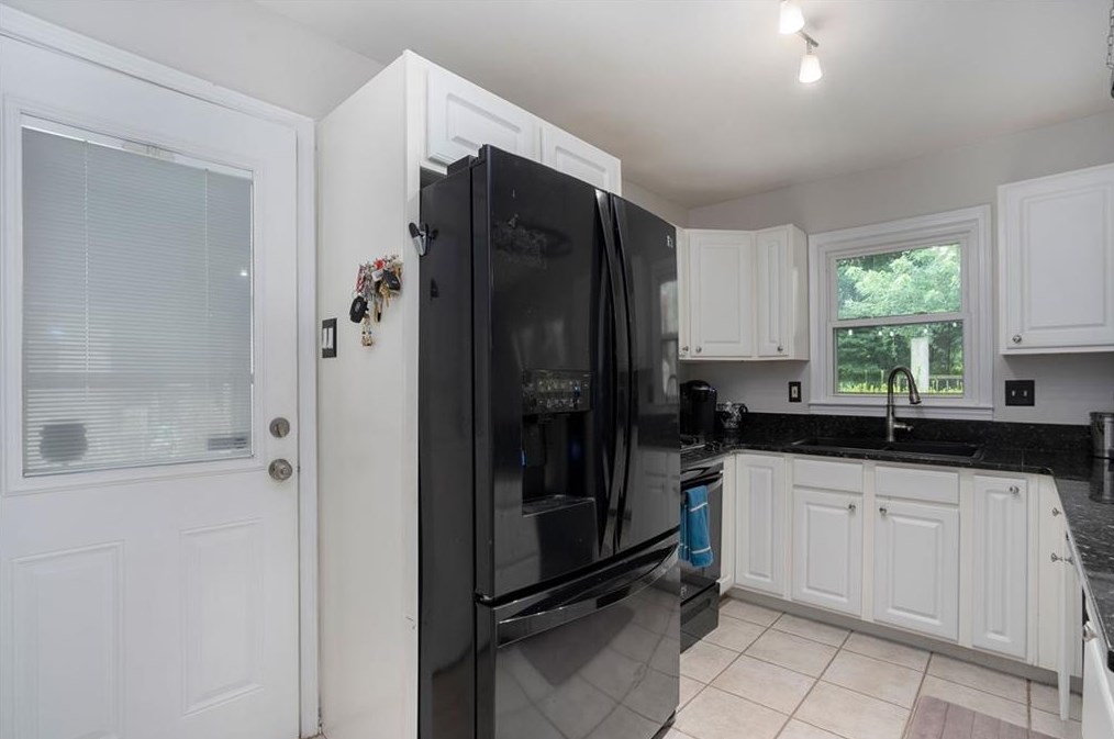 1271 Sanden Ferry Dr, Decatur GA  30033-3345 exterior