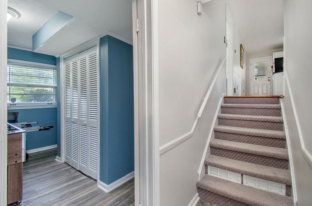 1271 Sanden Ferry Dr, Decatur GA  30033-3345 exterior