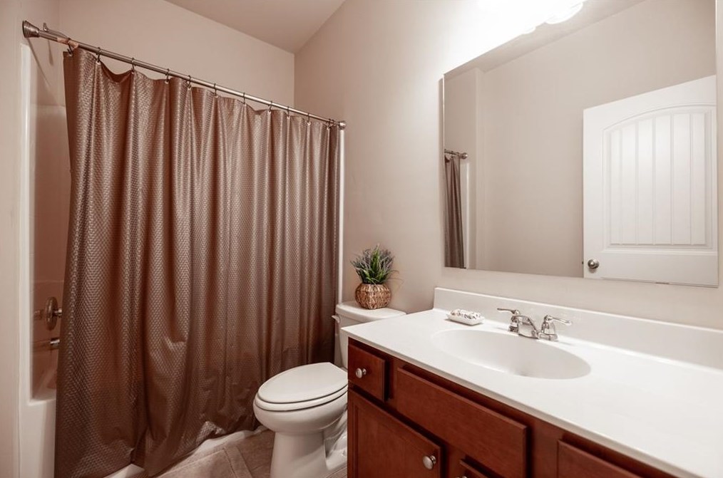 3084 Turman Cir, Decatur GA  30033-3259 exterior