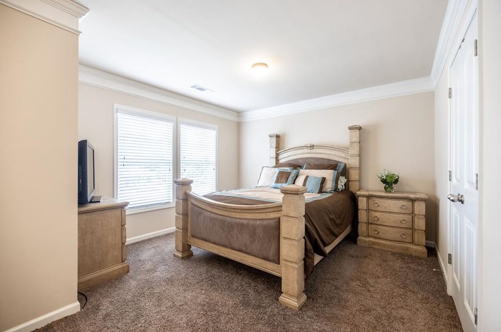 3084 Turman Cir, Decatur GA  30033-3259 exterior