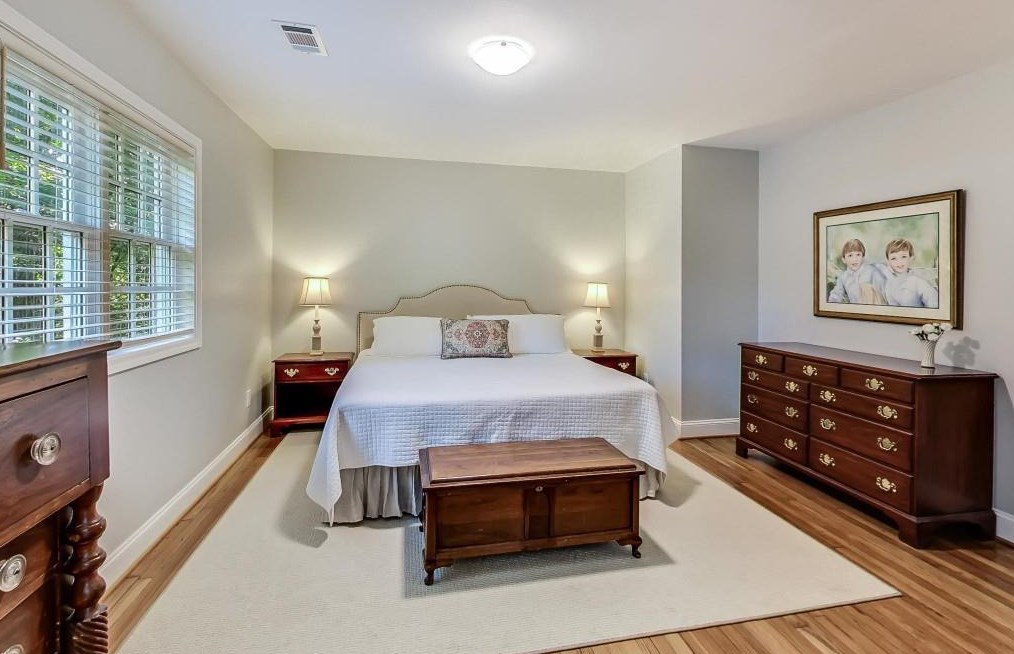 822 Wesley Dr, Atlanta GA  30305-3925 exterior