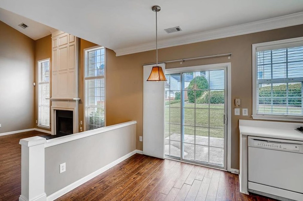 604 Wendlebury Ct, Alpharetta GA 30004-0782 exterior