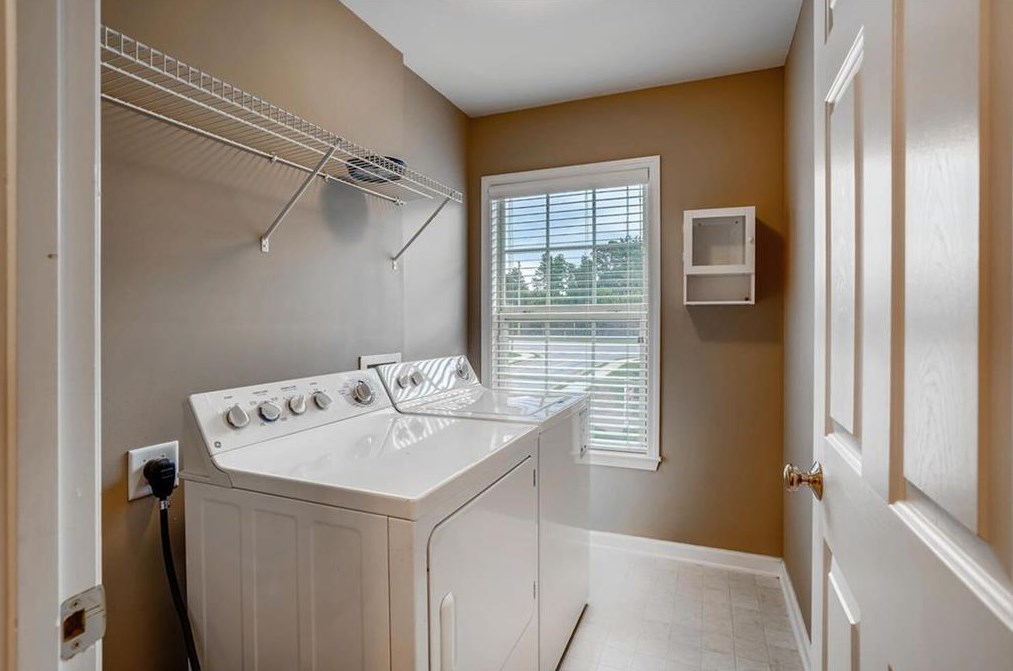 604 Wendlebury Ct, Alpharetta GA 30004-0782 exterior