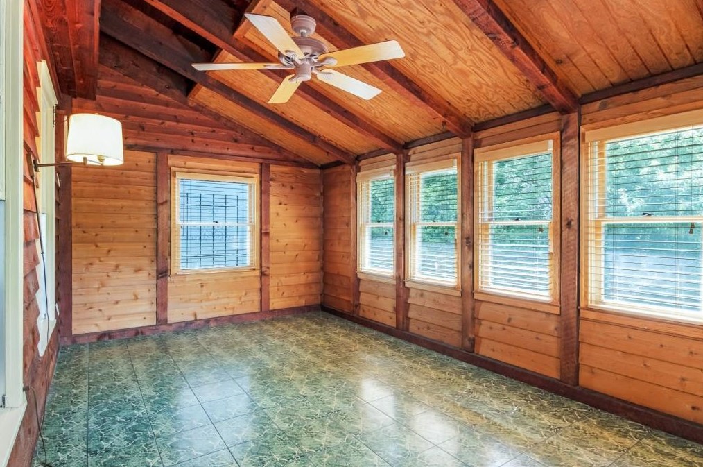 1504 Brianwood Rd, Decatur GA  30033-1723 exterior