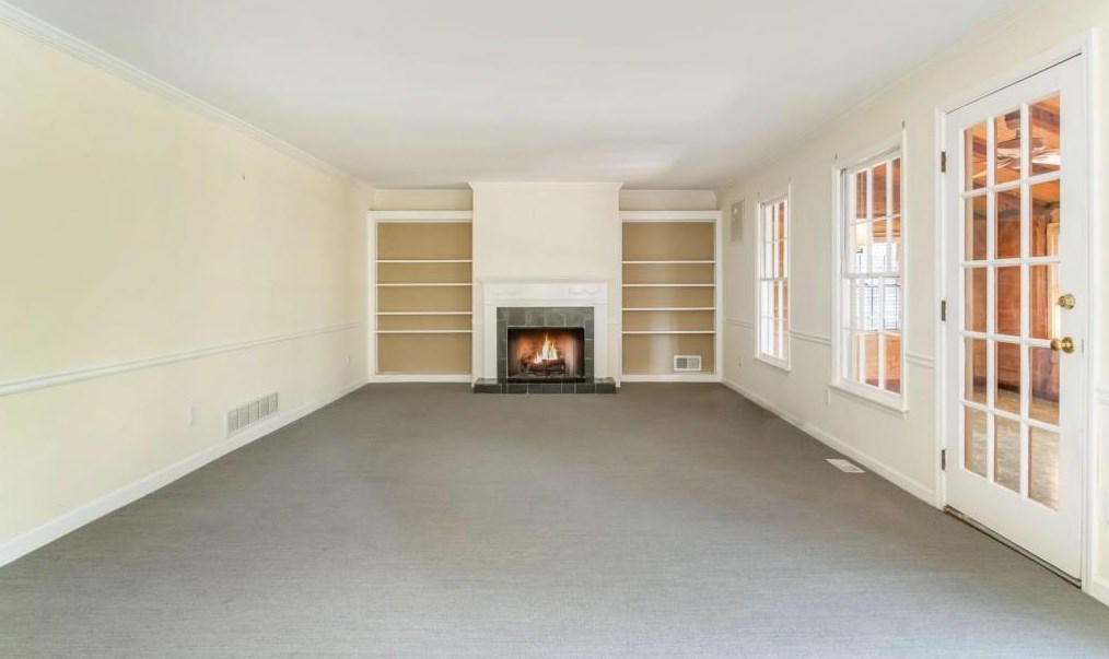 1504 Brianwood Rd, Decatur GA  30033-1723 exterior