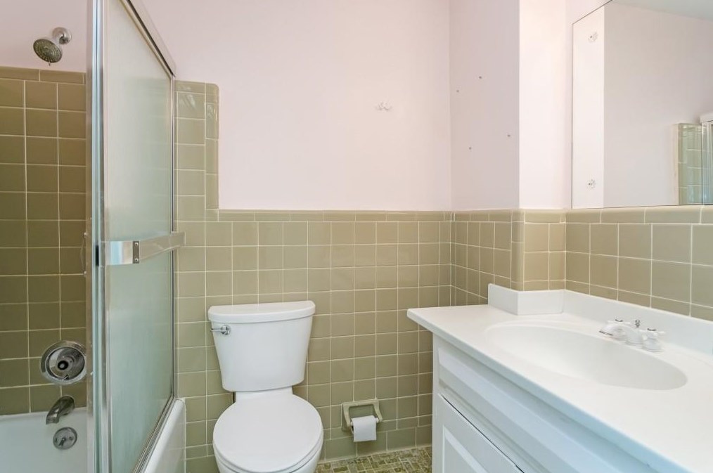 1504 Brianwood Rd, Decatur GA  30033-1723 exterior