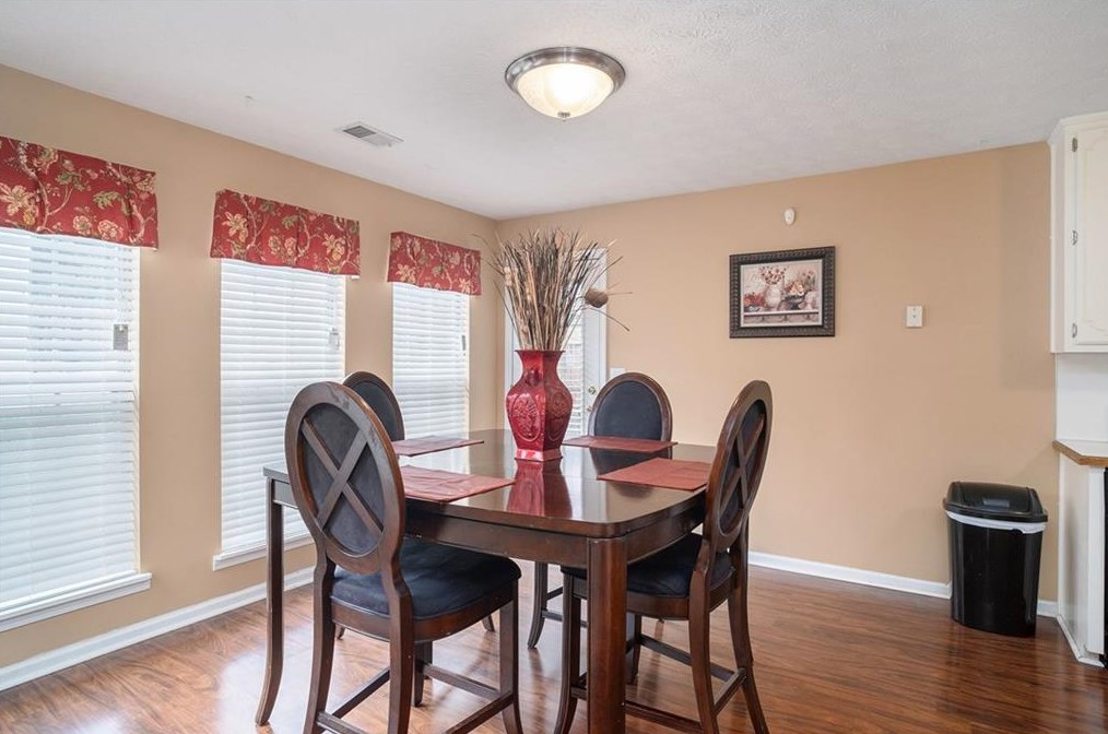 1230 Mercury Dr, Lawrenceville GA 30045-7900 exterior