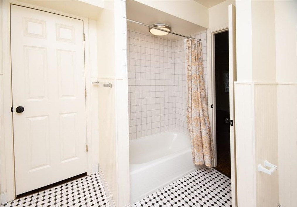 1749 Old Hickory St, Decatur GA  30032-4354 exterior