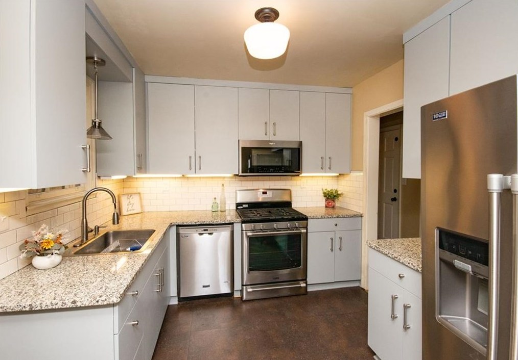 1749 Old Hickory St, Decatur GA  30032-4354 exterior