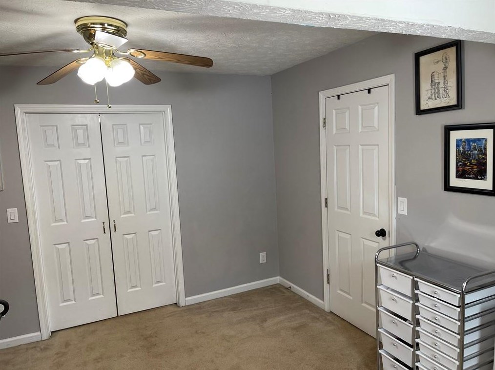 7064 Saratoga Dr, Flowery Branch GA  30542-5668 exterior
