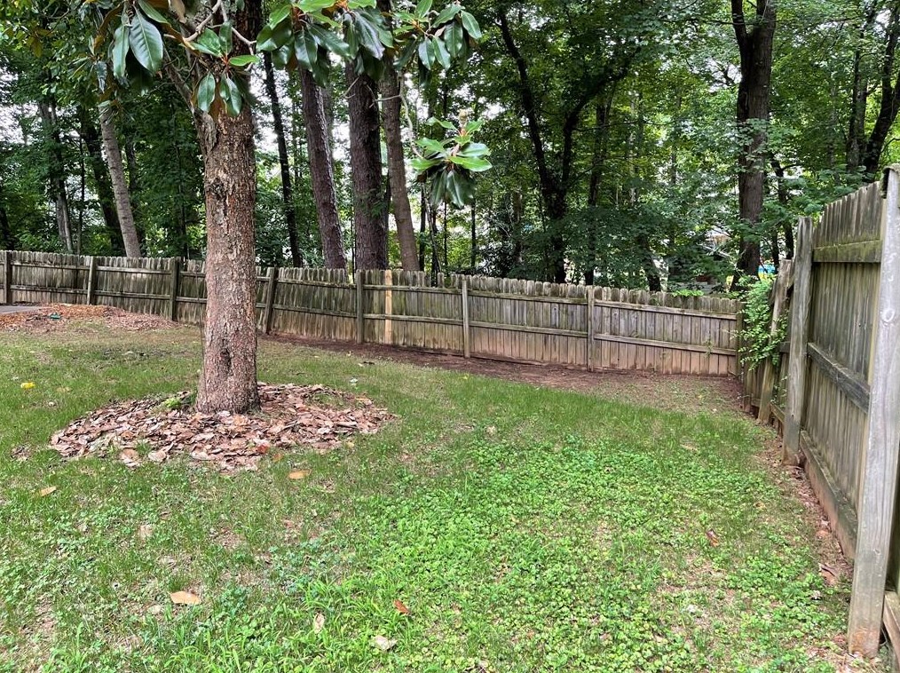 7064 Saratoga Dr, Flowery Branch GA  30542-5668 exterior