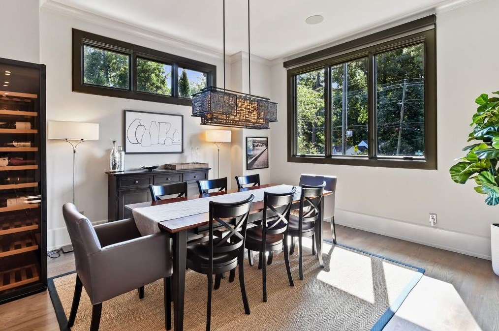 200 Old Ivy Rd, Atlanta GA  30342-4522 exterior