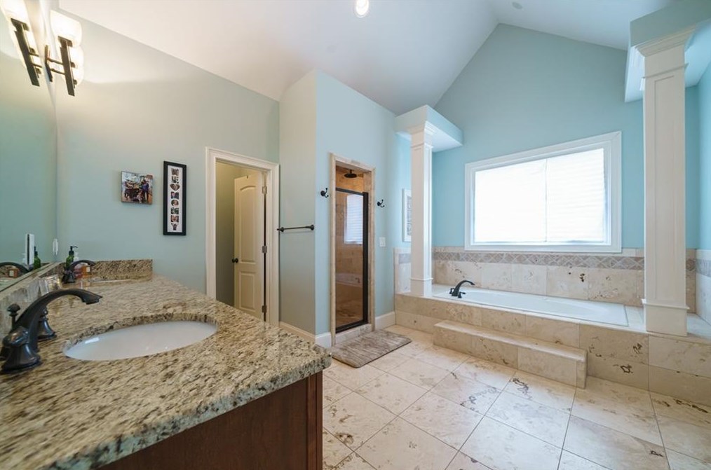 2955 Ringle Rd, Atlanta GA 30341-4715 exterior