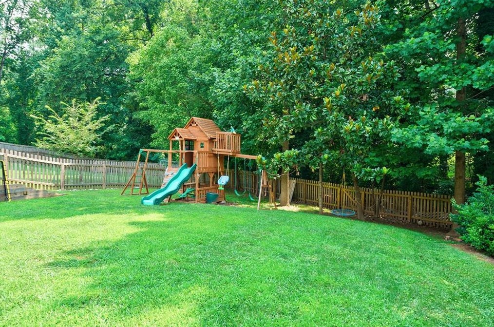 2955 Ringle Rd, Atlanta GA 30341-4715 exterior