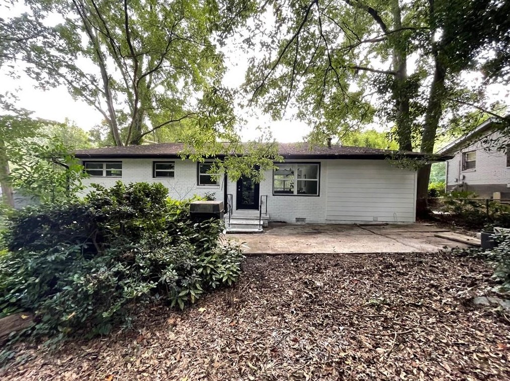 3068 Anthony Dr, Decatur GA  30033-3907 exterior