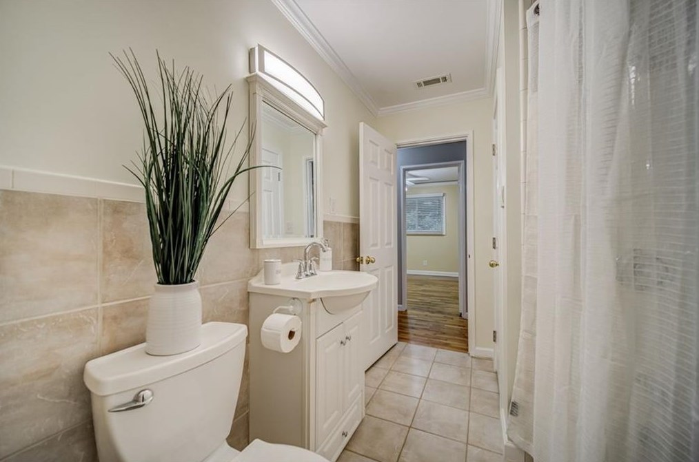 3097 Piper Dr, Decatur GA  30033-3921 exterior