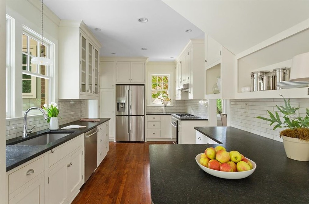 430 Superior Ave, Decatur GA  30030-1401 exterior