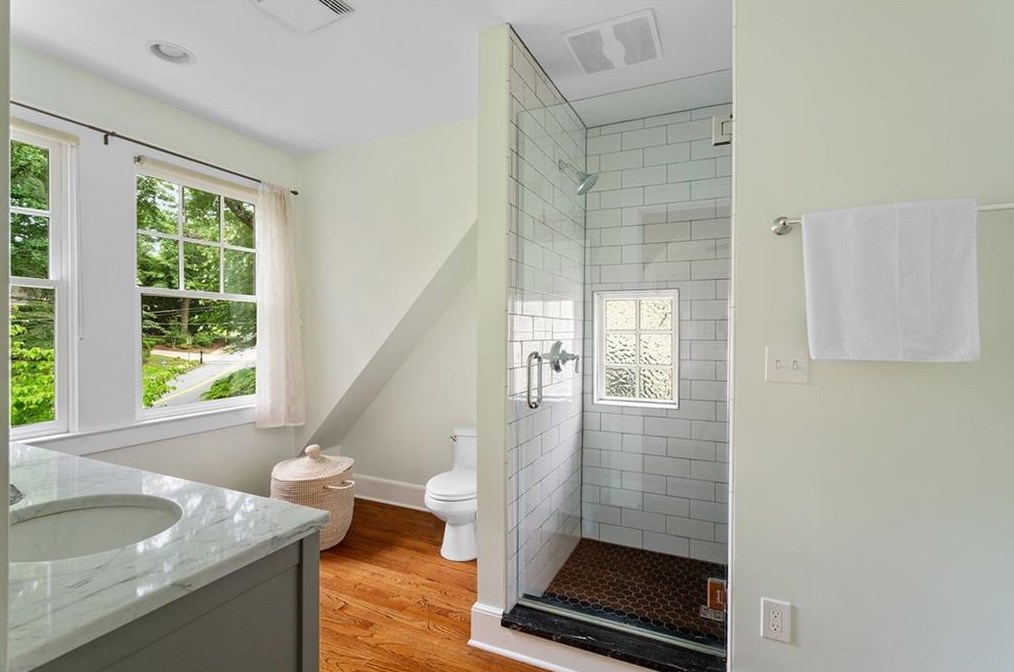 430 Superior Ave, Decatur GA  30030-1401 exterior