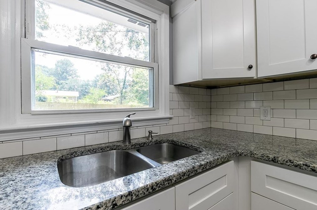 3261 Bonway Dr, Decatur GA  30032-2429 exterior