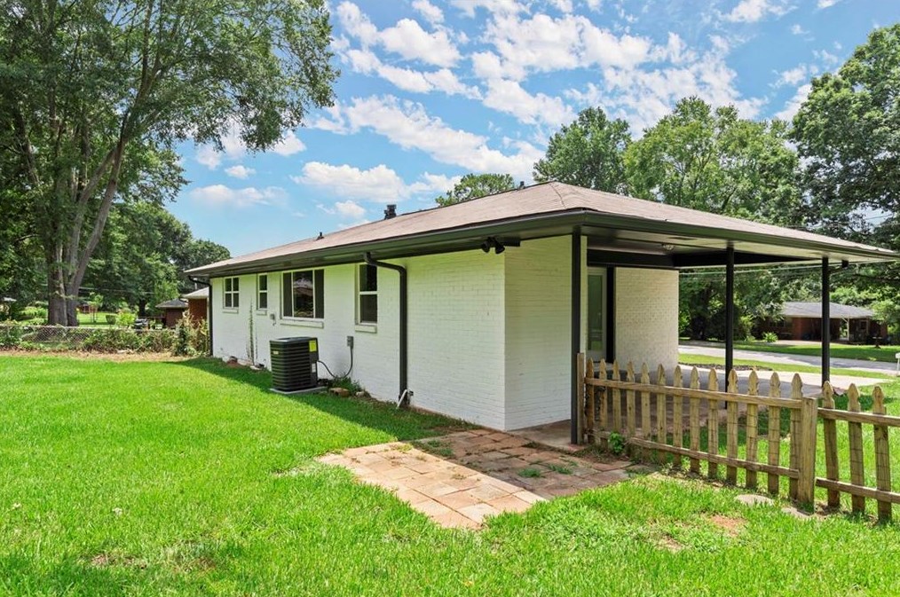 2020 Sombrero Way, Atlanta GA  30316-4922 exterior