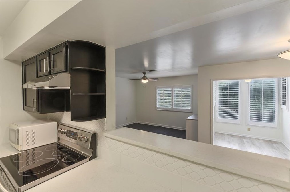 3003 Wingate Way, Atlanta GA  30350-4969 exterior