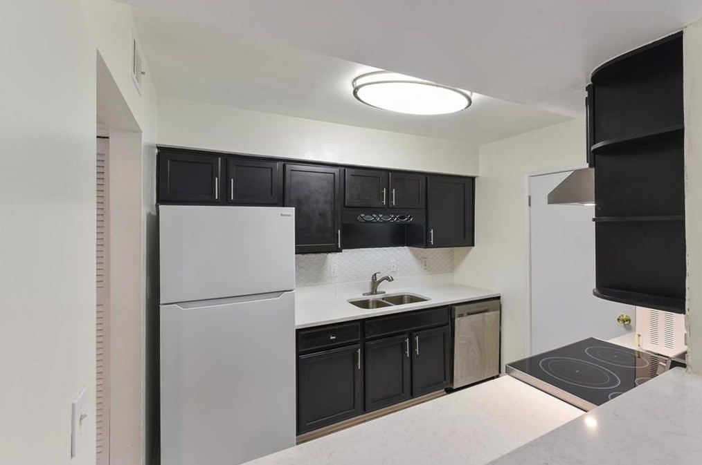 3003 Wingate Way, Atlanta GA  30350-4969 exterior