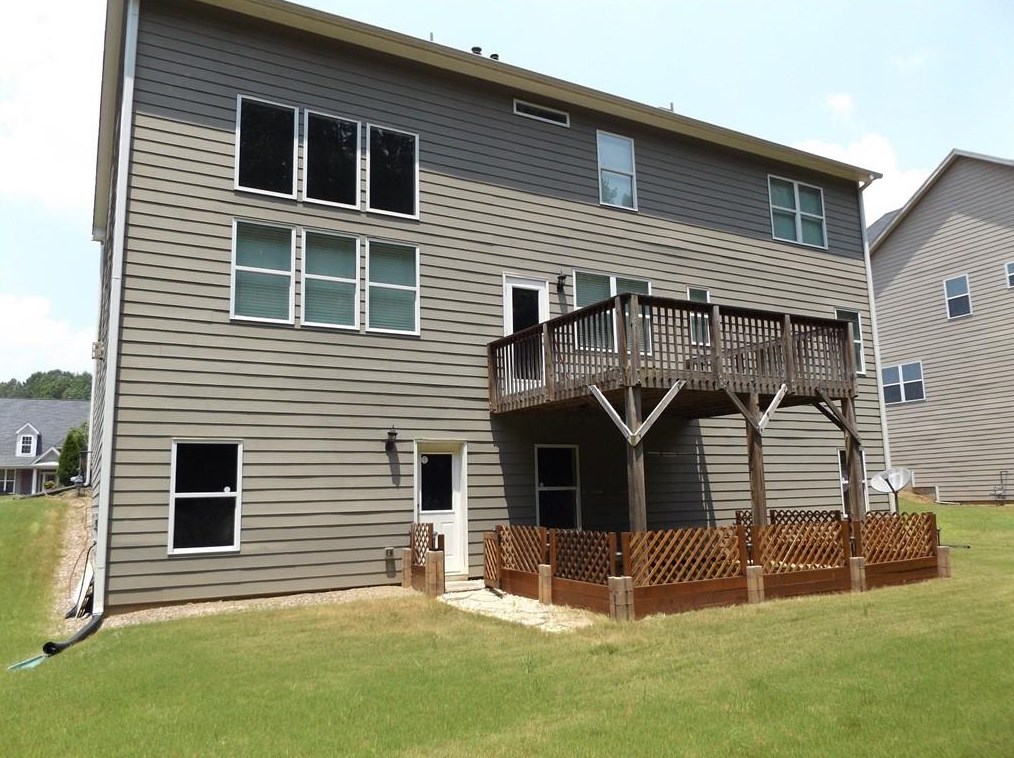 3288 Wolf Club Ln, Atlanta GA  30349-8710 exterior