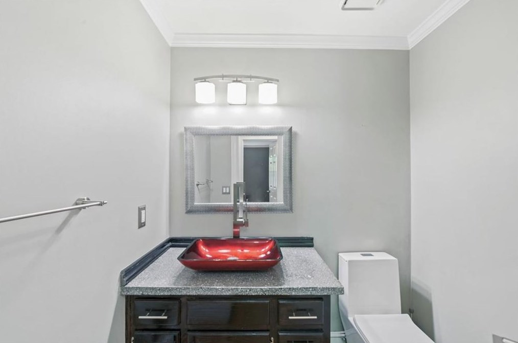 2928 Hamilton Sq, Decatur GA  30033-1146 exterior