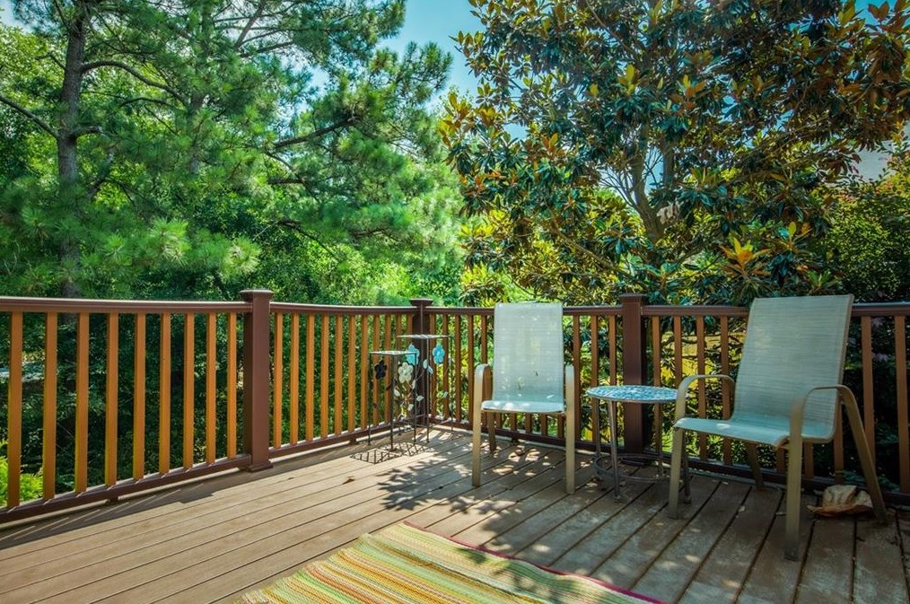 2250 Goodwood Blvd, Smyrna GA  30080-8205 exterior